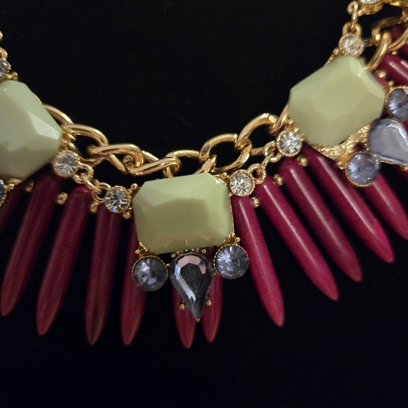Elegant Gold and Pink Statement Necklace - Picture 2 of 5